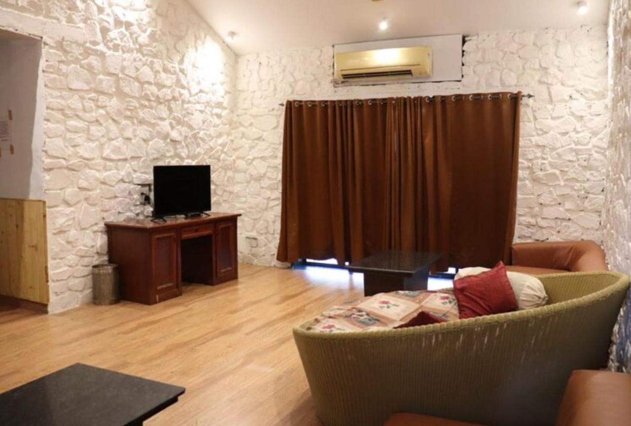 Lion'S Cage Villa Igatpuri Eksteriør billede